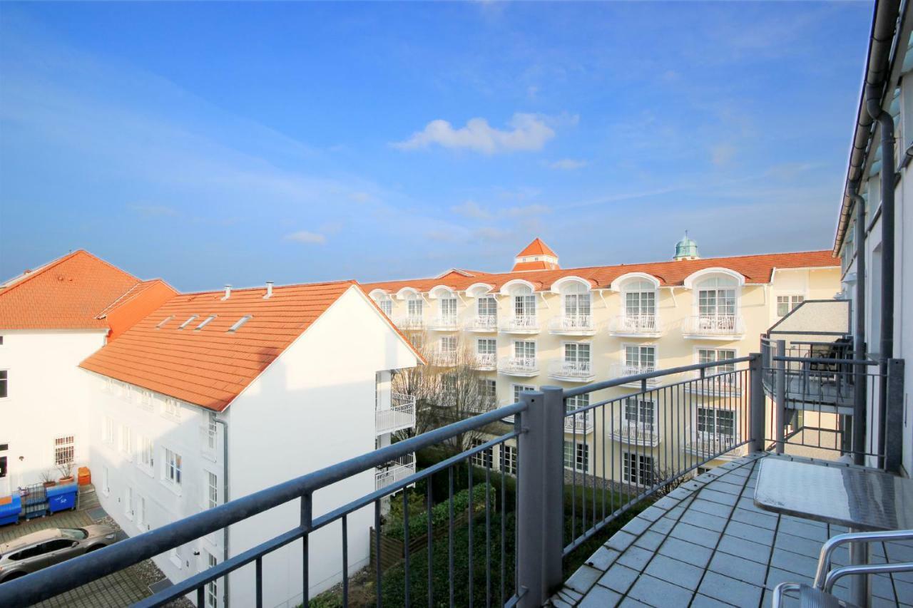 Haus Jahreszeiten By Rujana